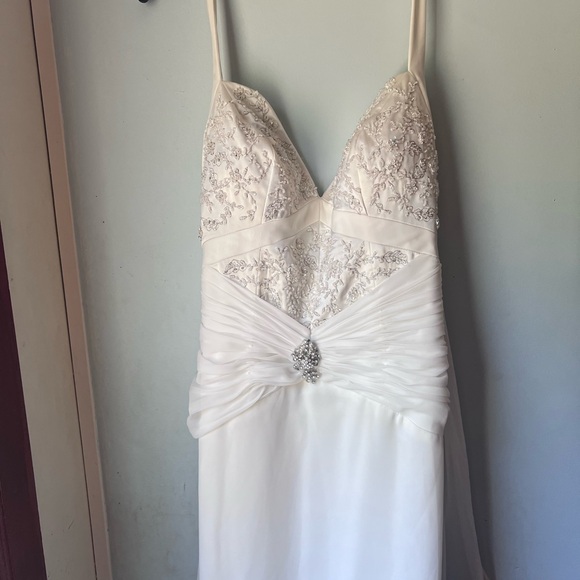 SHEIN White Embroidered Wedding Dress - Picture 1 of 12